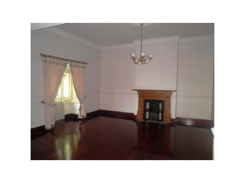 4 Woolwich Road,, Hunters Hill NSW 2110