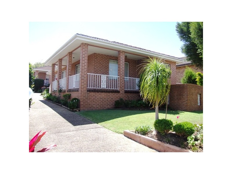 1/70 Bassett Street, Hurstville NSW 2220