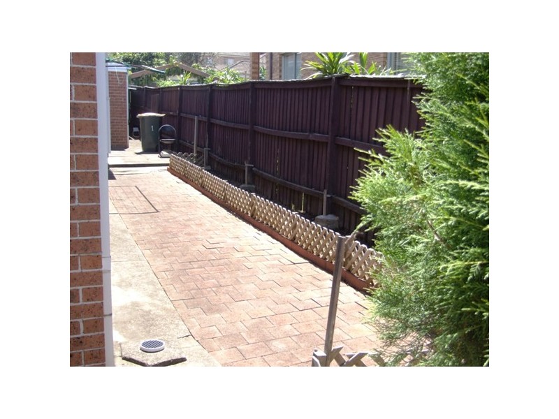 1/70 Bassett Street, Hurstville NSW 2220