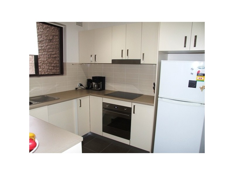 2/22 Linsley Street, Gladesville NSW 2111