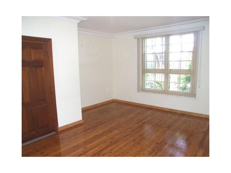 33 Avon Road, North Ryde NSW 2113