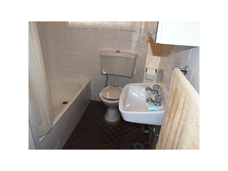 16/11a Cambridge Street, Gladesville NSW 2111