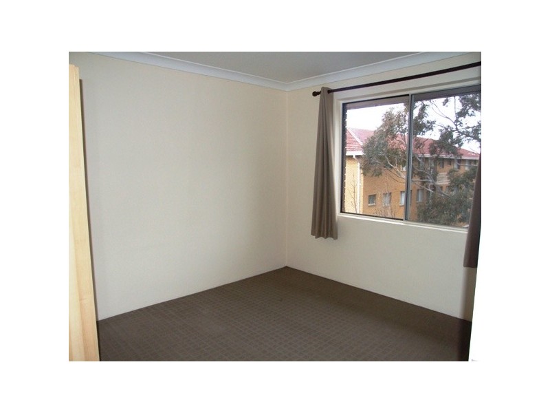 16/11a Cambridge Street, Gladesville NSW 2111