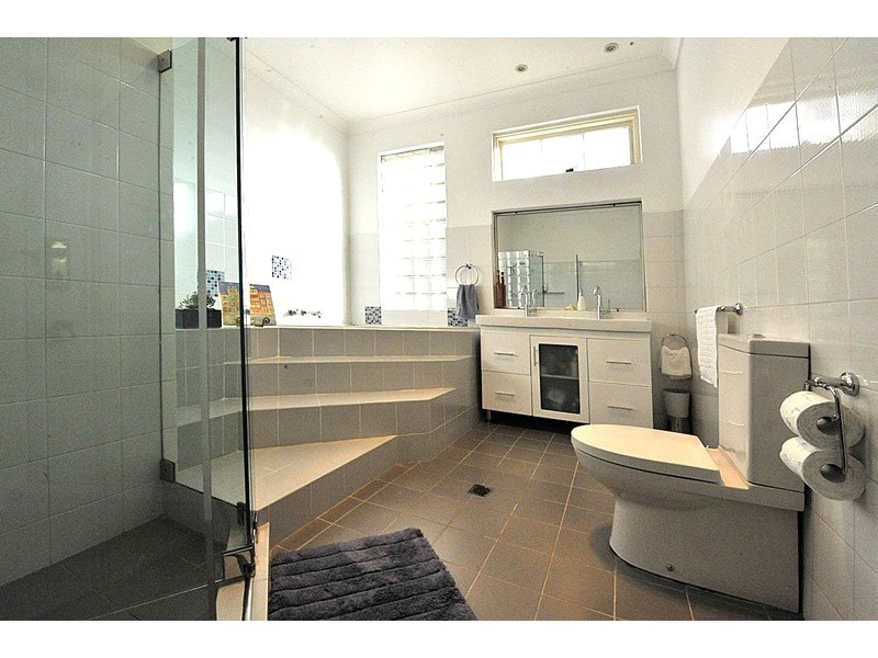 21 Hillcrest Avenue, Gladesville NSW 2111