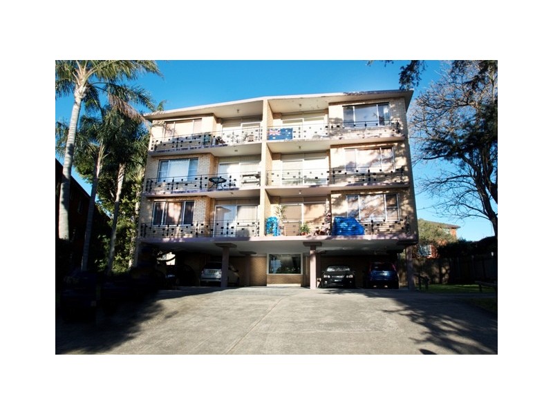 4/12 Meriton Street, Gladesville NSW 2111