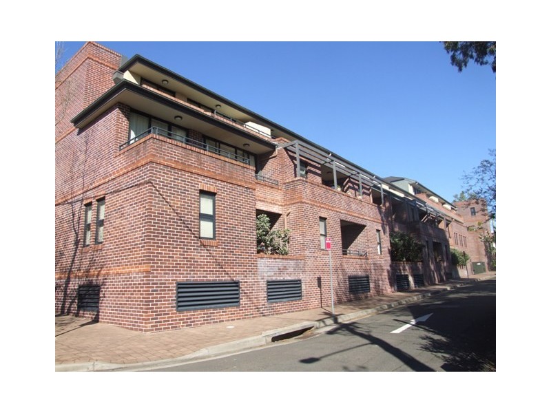 8/2 David Street, Crows Nest NSW 2065