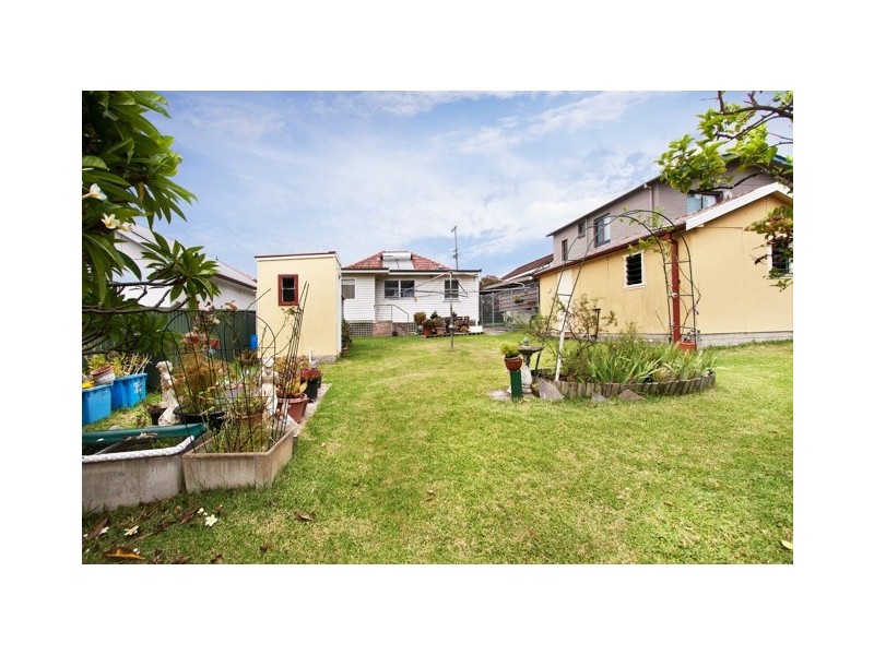 4 Forrest Road, Ryde NSW 2112