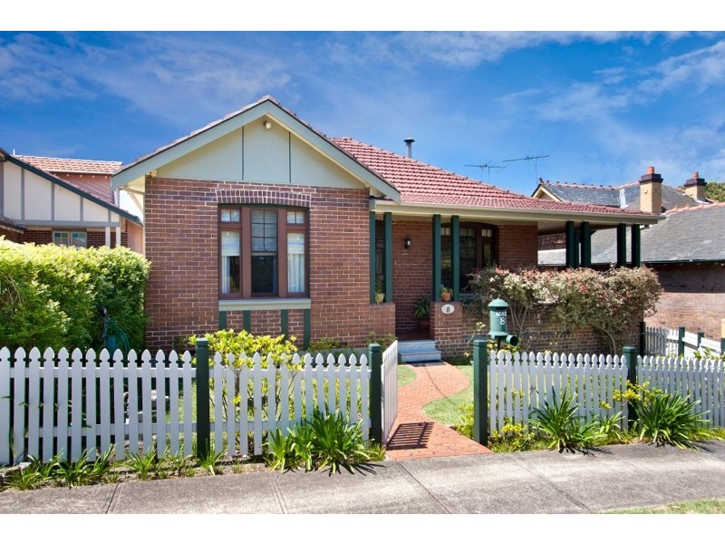 8 Gray Street, Henley NSW 2111