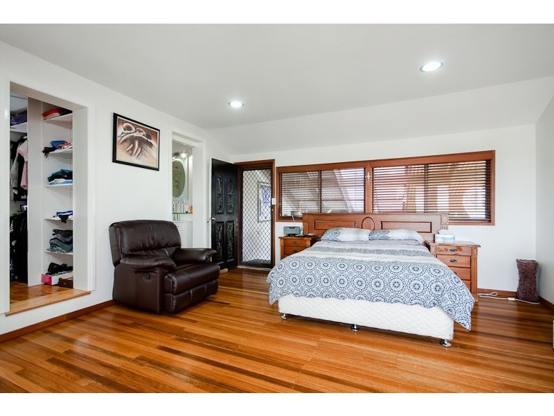 6 Skye Place, Winston Hills NSW 2153