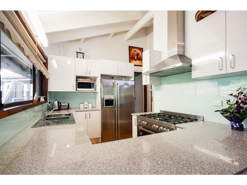 6 Skye Place, Winston Hills NSW 2153