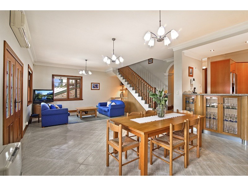 8 Gray Street, Henley NSW 2111