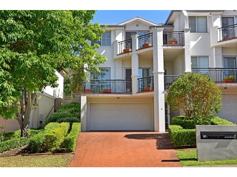 18 Waruda Place, Huntleys Cove NSW 2111