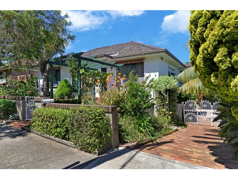28 Linsley Street, Gladesville NSW 2111
