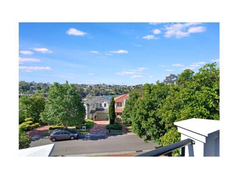 18 Waruda Place, Huntleys Cove NSW 2111