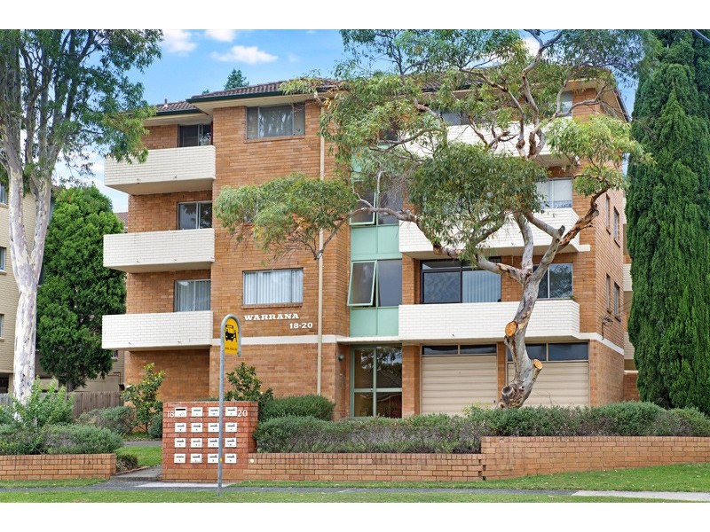 2/18 Ross Street, Gladesville NSW 2111