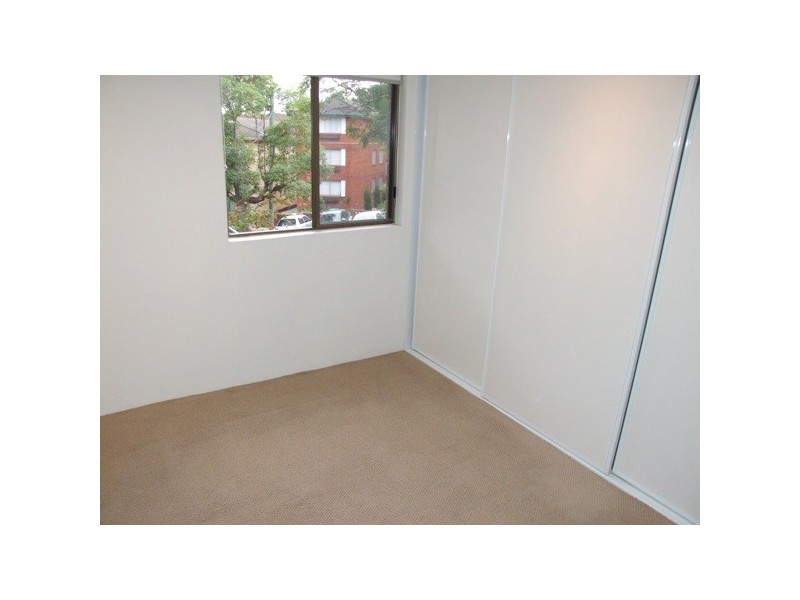 2/2 Pearson Street, Gladesville NSW 2111