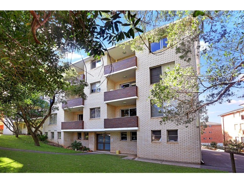 4/24-30 Wharf Road, Gladesville NSW 2111
