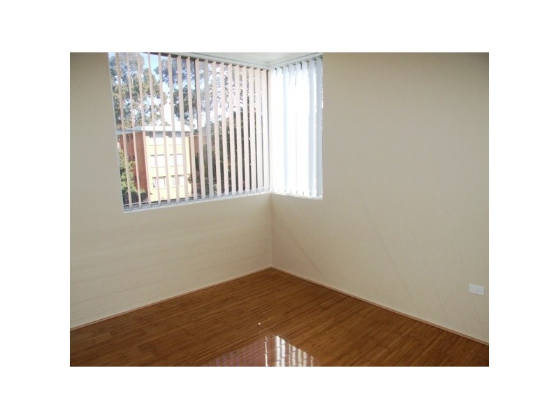 2/11 Devlin Street, Ryde NSW 2112