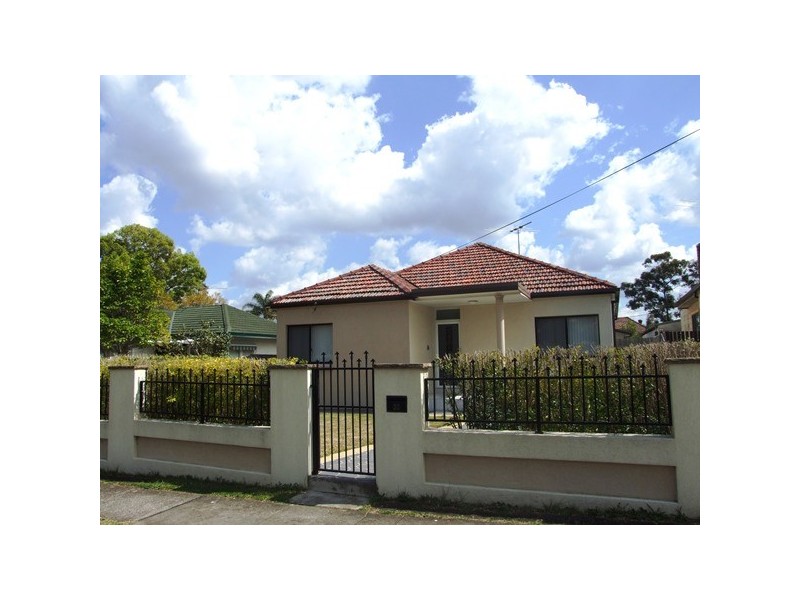 35 Griffiths Avenue, West Ryde NSW 2114