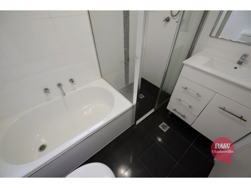 3/8 Pittwater Road, Gladesville NSW 2111