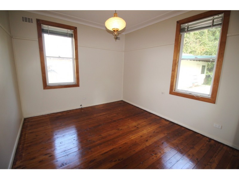 6 Windeyer Avenue, Gladesville NSW 2111