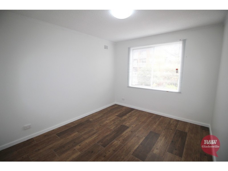 4/11 Linsley Streeet, Gladesville NSW 2111