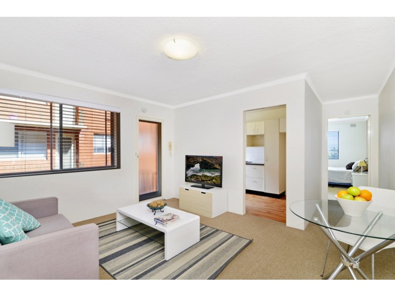 5/3 Western Crescent, Gladesville NSW 2111