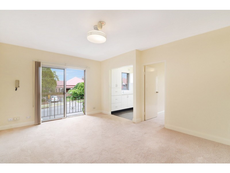 1/12 Coulter Street, Gladesville NSW 2111