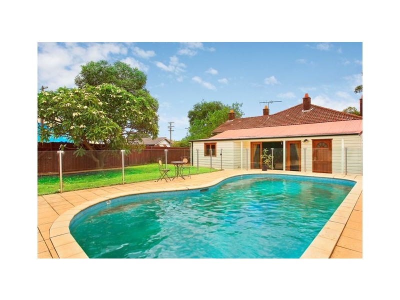 87 Hardie Street, Mascot NSW 2020