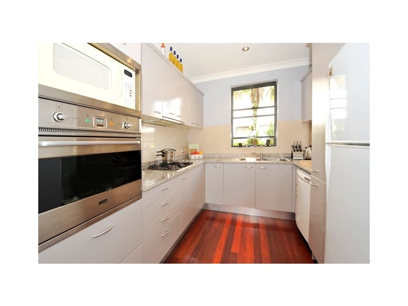 2/23 Anniversary Street, Botany NSW 2019