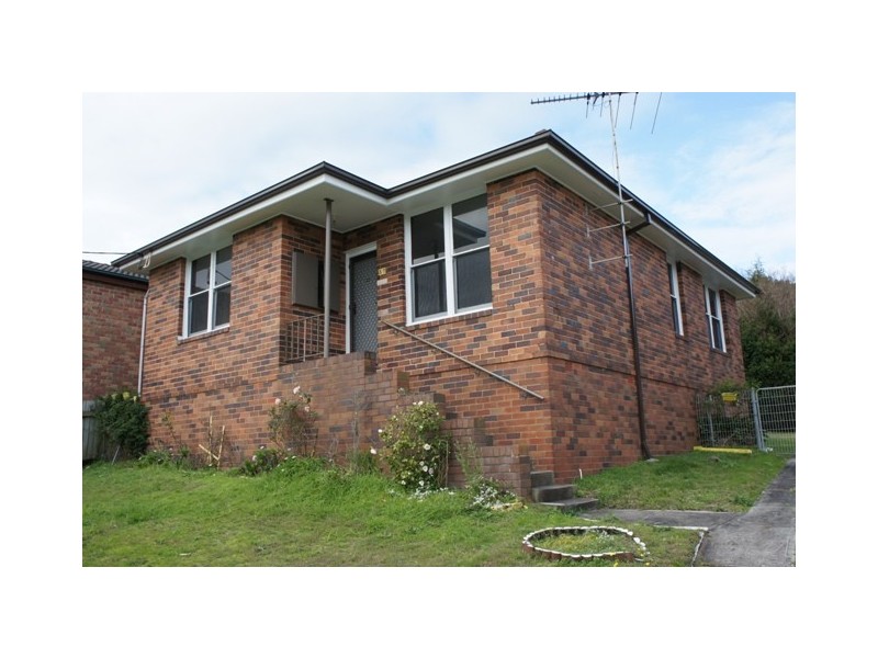 57 Hastings Avenue, Chifley NSW 2036