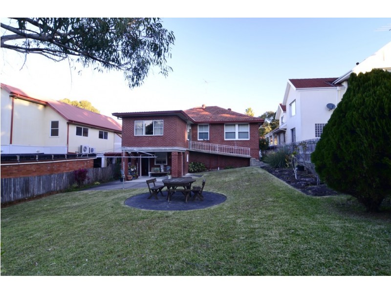 37 Clifford Rd, Yowie Bay NSW 2228