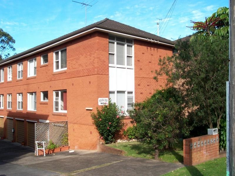 2/104 Kiora Road, Miranda NSW 2228