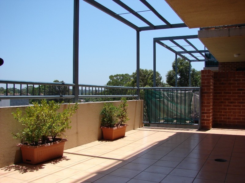 39/2-4 Central Road, Miranda NSW 2228