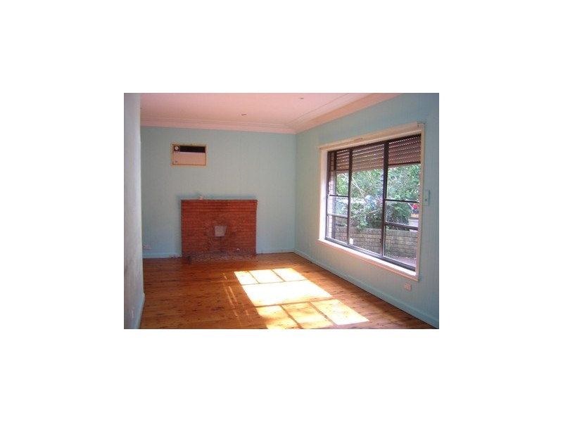 204 President Ave, Miranda NSW 2228