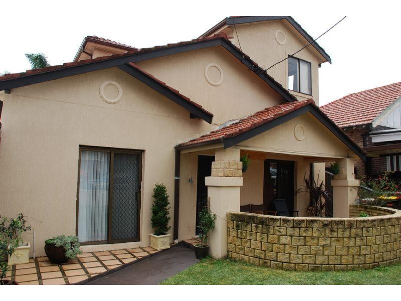 2 Tabrett street, Banksia NSW 2216