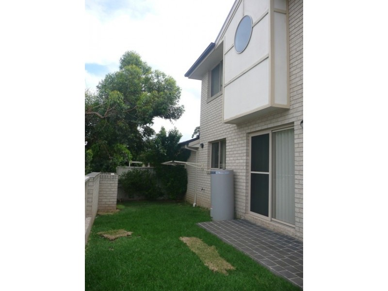 1/1 KAREENA RD, Miranda NSW 2228
