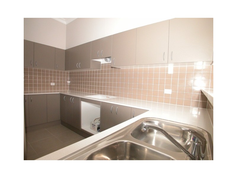 2/1-3 HUNTER STREET, Kirrawee NSW 2232