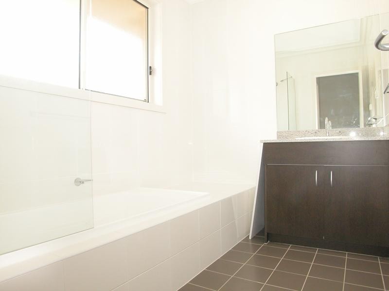 3/1-2 Hunter street, Kirrawee NSW 2232