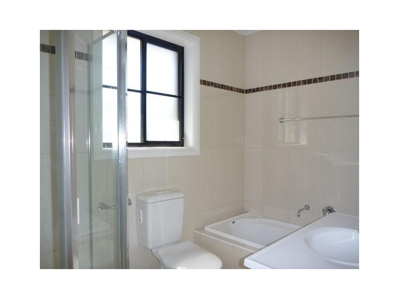 3/8 SHORT STREET, Helensburgh NSW 2508