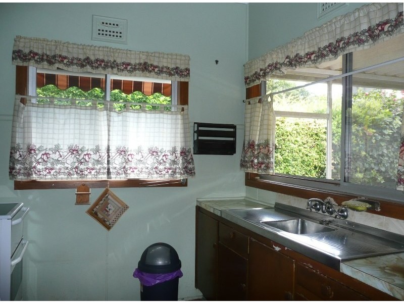 2 Heather Street, Caringbah NSW 2229