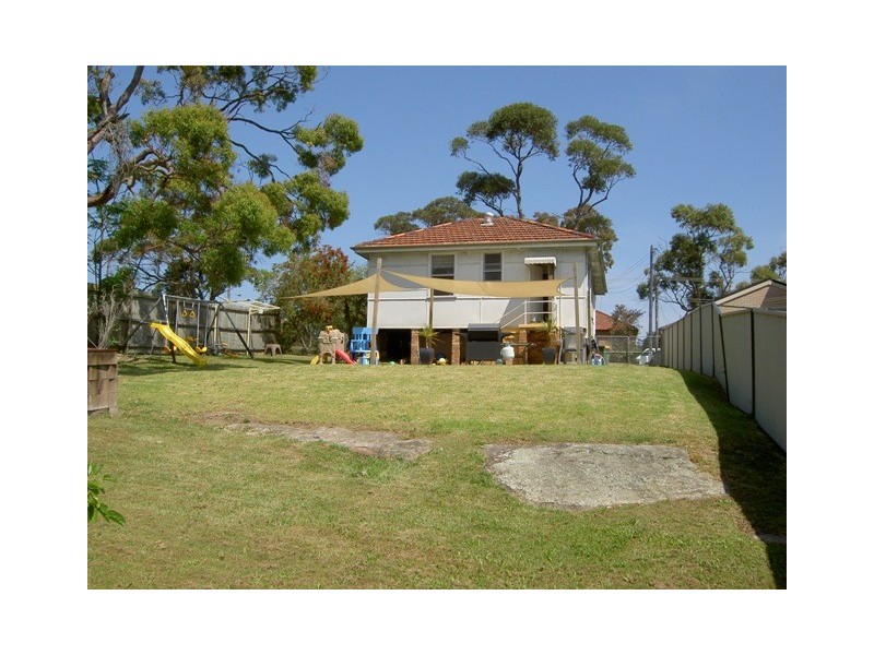 21 Easton Avenue, Sylvania NSW 2224