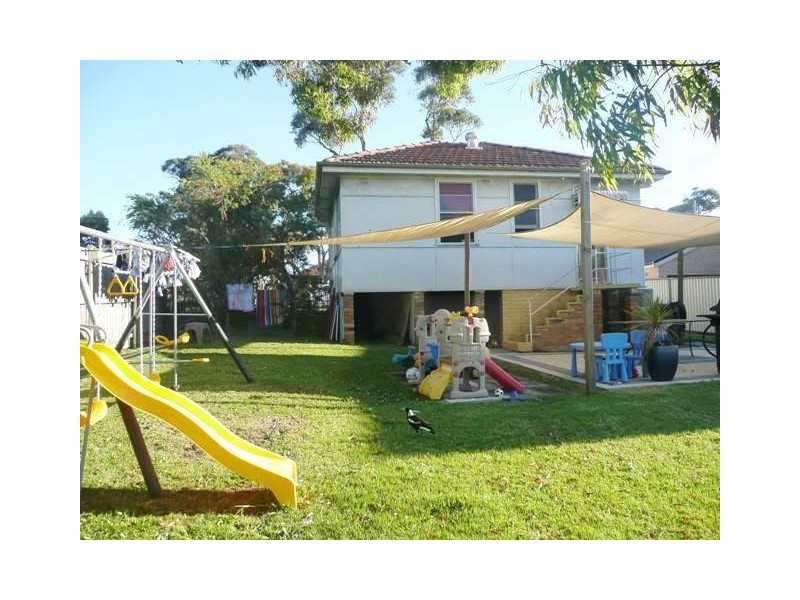 21 Easton Avenue, Sylvania NSW 2224