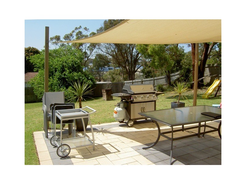 21 Easton Avenue, Sylvania NSW 2224