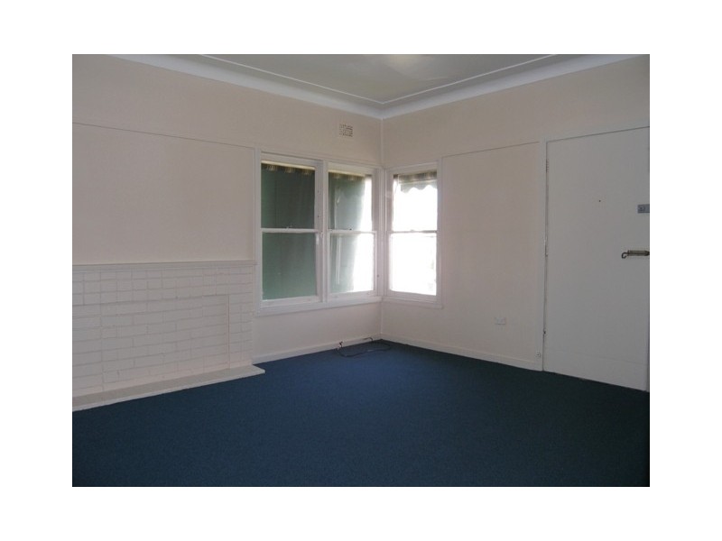 128 Holt Road, Taren Point NSW 2229