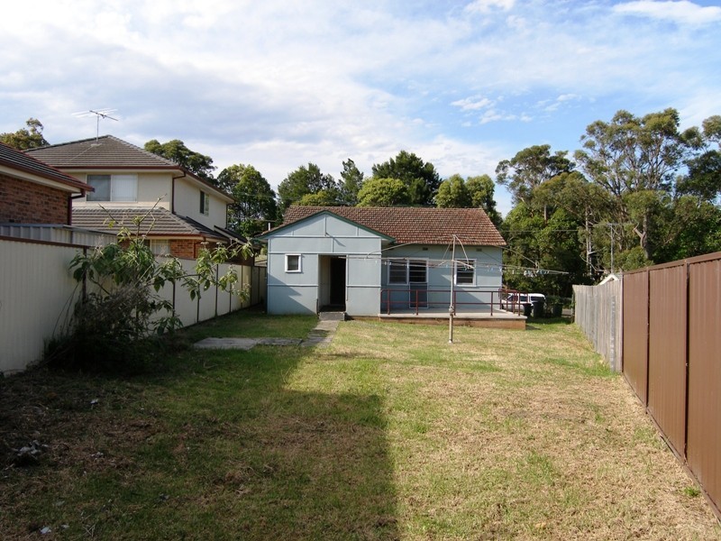 2 First Ave, Loftus NSW 2232