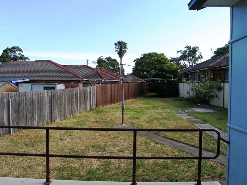 2 First Ave, Loftus NSW 2232