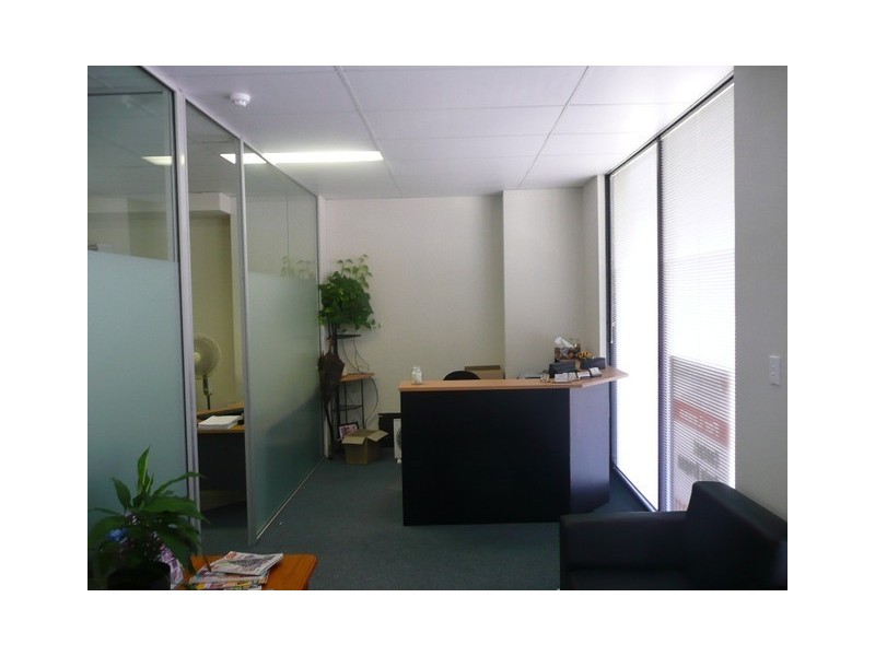 shop 4, 13 Hogben St, Kogarah NSW 2217