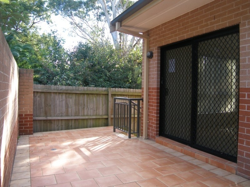 4/8 Warumbui Avenue, Miranda NSW 2228