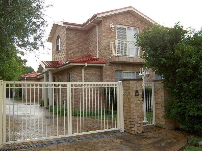 1/27 Wingello Road, Miranda NSW 2228